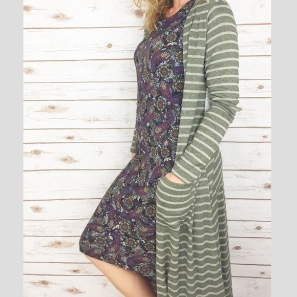 NWT LULAROE Lagenlook Sarah Olive Cardigan/Duster - Picture 4 of 8